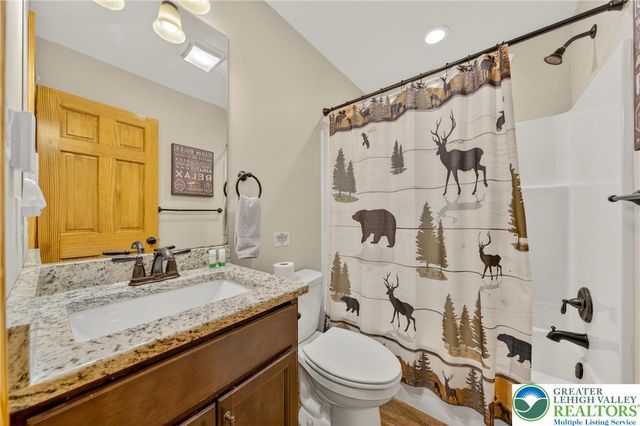 37 Frost Lane, Penn Forest Twp, PA 18210