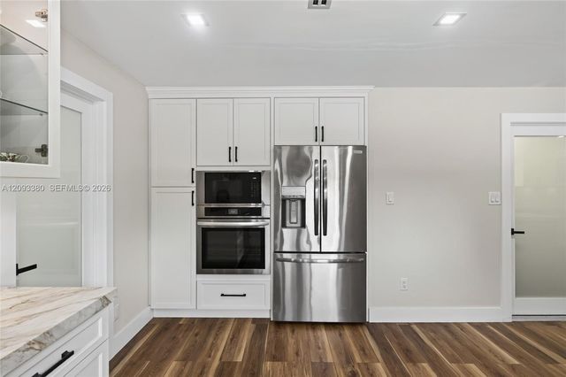 14390 SW 24th Street, Davie, FL 33325