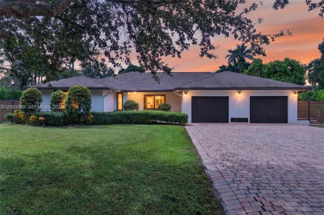14390 SW 24th Street, Davie, FL 33325