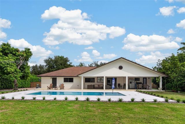 14390 SW 24th Street, Davie, FL 33325