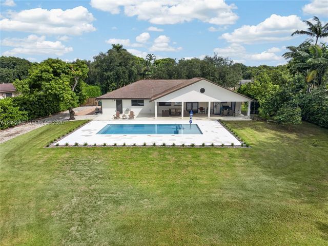 14390 SW 24th Street, Davie, FL 33325