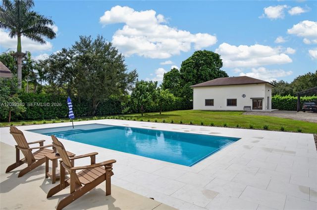 14390 SW 24th Street, Davie, FL 33325