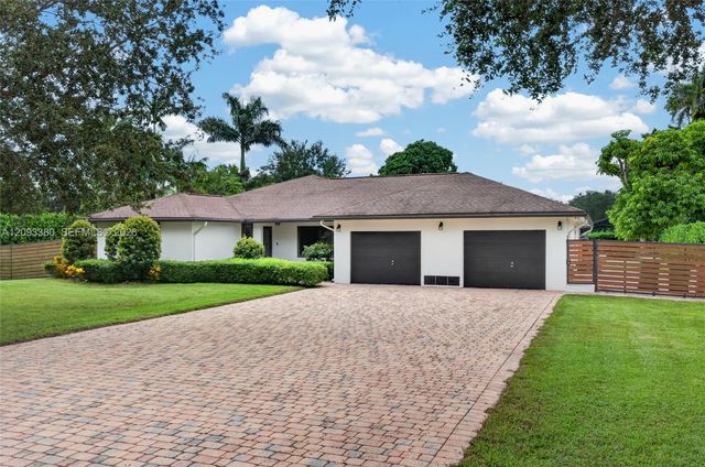 14390 SW 24th Street, Davie, FL 33325