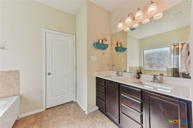 5302 Cicero Drive, Belton, TX 76513