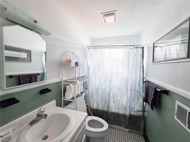 1008 W Northwood Street, Greensboro, NC 27408