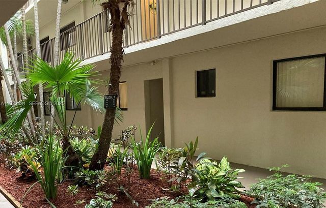 8035 SW 107th Ave 110, Miami, FL 33173