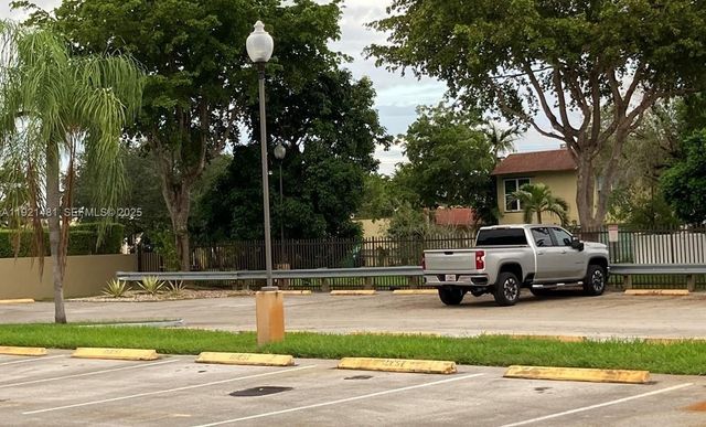 8035 SW 107th Ave 110, Miami, FL 33173