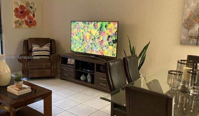 8035 SW 107th Ave 110, Miami, FL 33173