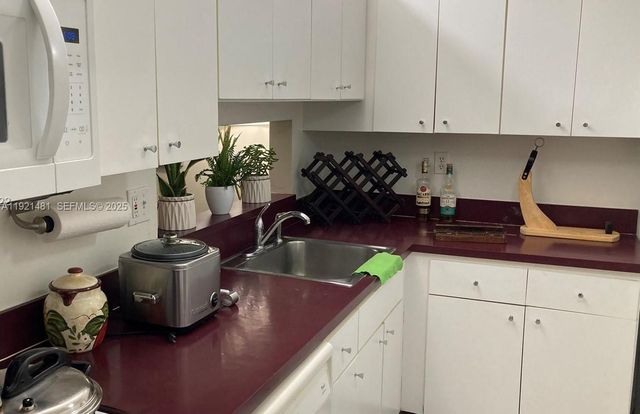 8035 SW 107th Ave 110, Miami, FL 33173