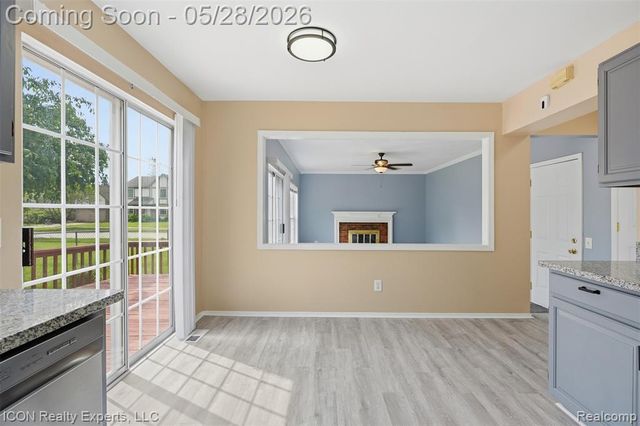 1028 Knightsbridge Road, Canton, MI 48187