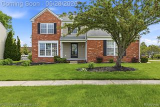 1028 Knightsbridge Road, Canton, MI 48187
