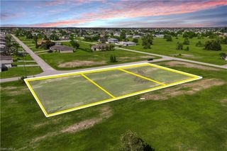 510 NW 16th TER, Cape Coral, FL 33993