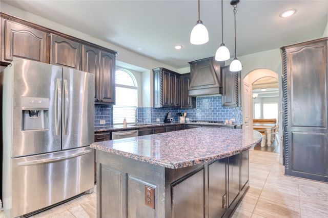 2601 Grouse Hollow Way, Midlothian, TX 76065