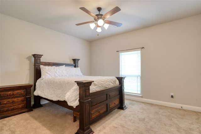 2601 Grouse Hollow Way, Midlothian, TX 76065