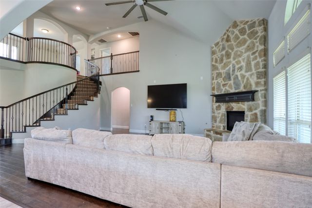 2601 Grouse Hollow Way, Midlothian, TX 76065