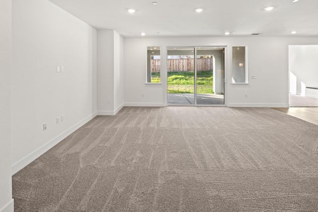 2335 Briar Meadow Cir, Auburn, CA 95603