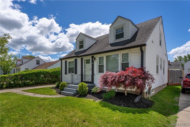 82 Treadwell Road, Tonawanda, NY 14150