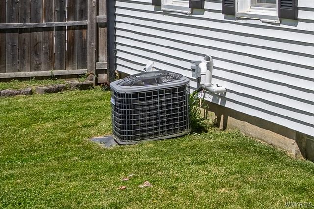 82 Treadwell Road, Tonawanda, NY 14150