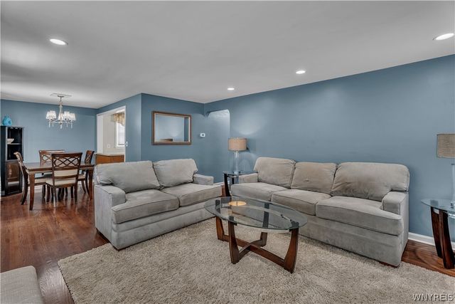 82 Treadwell Road, Tonawanda, NY 14150
