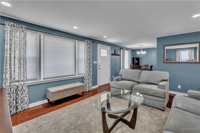 82 Treadwell Road, Tonawanda, NY 14150