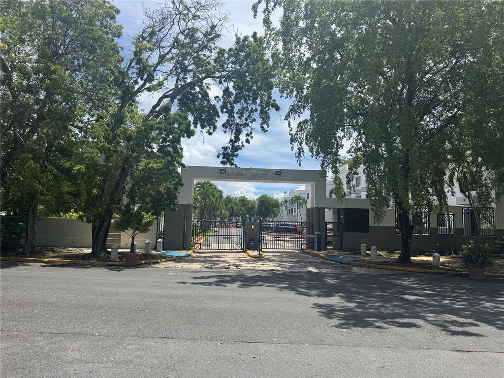 102 P GOLDEN COURT II P102, San Juan, PR 00918