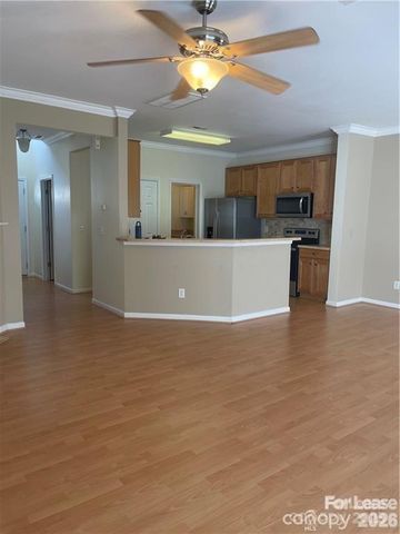 11917 Stratfield Place Circle 118, Pineville, NC 28134