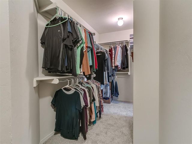 709 N Remington Way, Mustang, OK 73064