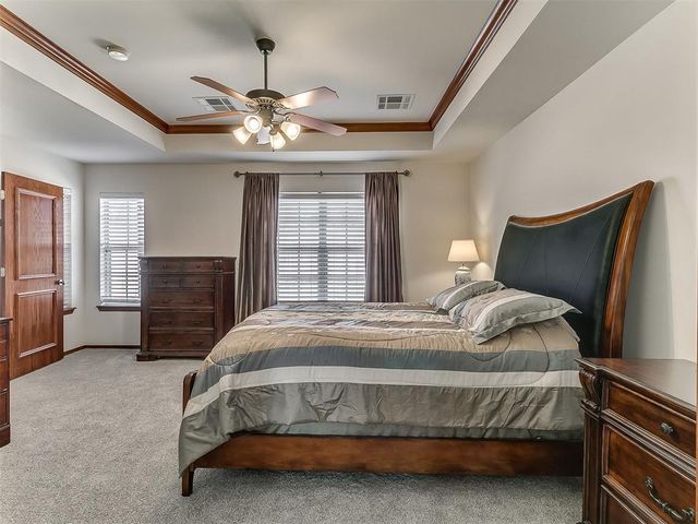 709 N Remington Way, Mustang, OK 73064