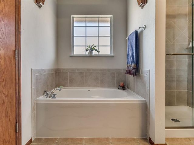 709 N Remington Way, Mustang, OK 73064