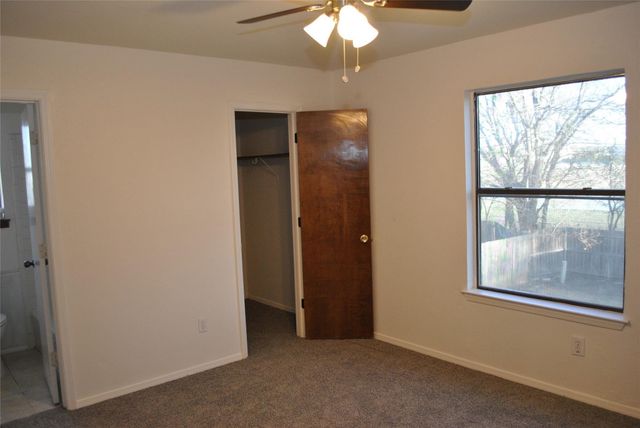 720 Ash Street, Burleson, TX 76028