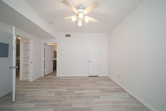 1330 Old Spanish Trail 2209, Houston, TX 77054