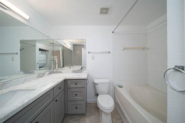 1330 Old Spanish Trail 2209, Houston, TX 77054