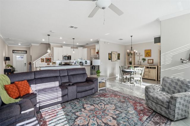 1370 WHITE FOX RUN, Lutz, FL 33549