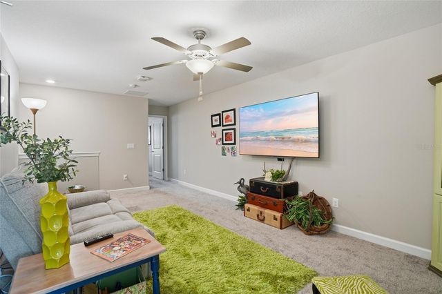 1370 WHITE FOX RUN, Lutz, FL 33549