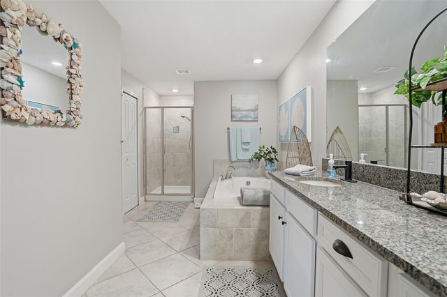 1370 WHITE FOX RUN, Lutz, FL 33549