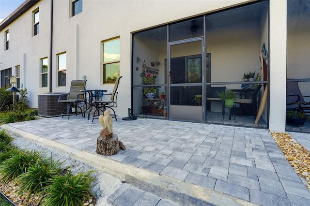 1370 WHITE FOX RUN, Lutz, FL 33549