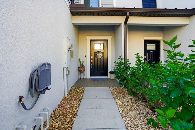 1370 WHITE FOX RUN, Lutz, FL 33549