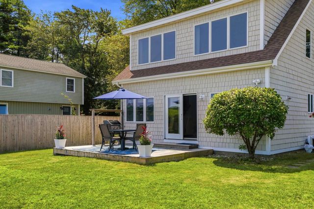 19 Wentworth Terrace, Dover, NH 03820
