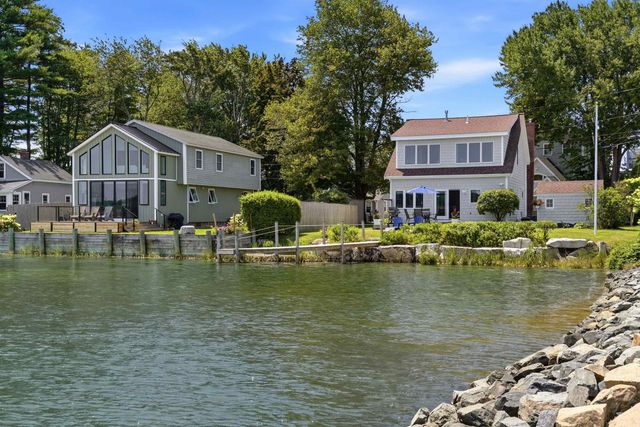 19 Wentworth Terrace, Dover, NH 03820