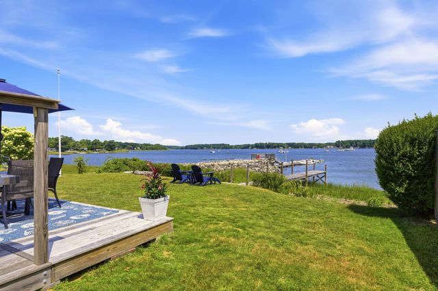 19 Wentworth Terrace, Dover, NH 03820