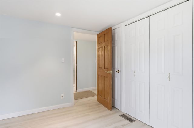 19 Wentworth Terrace, Dover, NH 03820