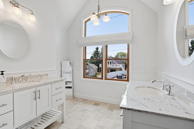 19 Wentworth Terrace, Dover, NH 03820