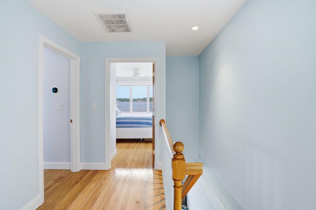 19 Wentworth Terrace, Dover, NH 03820