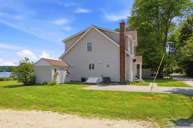 19 Wentworth Terrace, Dover, NH 03820