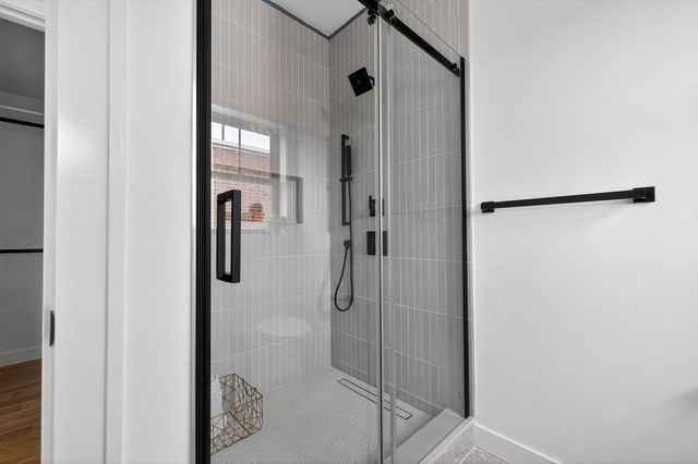 192 Washington Street C, Somerville, MA 02143