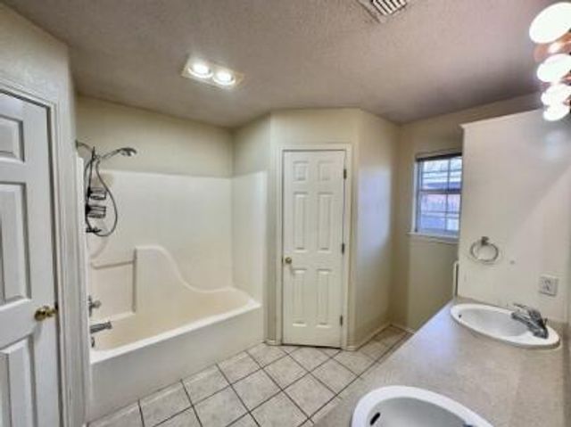 222 Grover Avenue, Lubbock, TX 79416