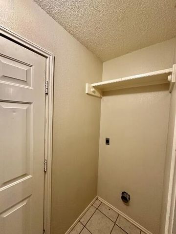 222 Grover Avenue, Lubbock, TX 79416