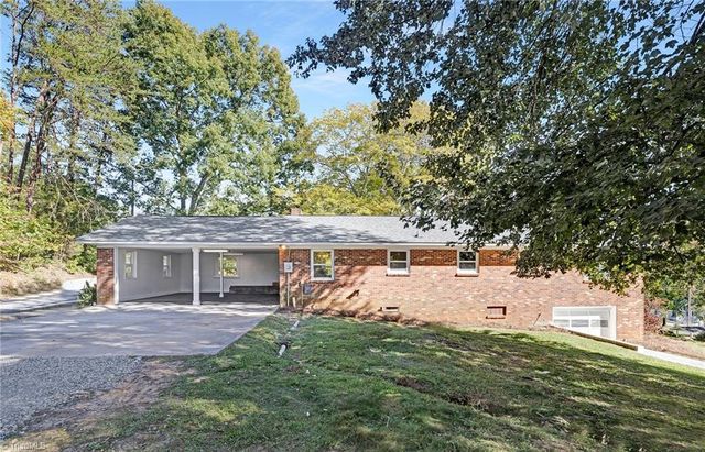 4420 Chebar Drive, Pfafftown, NC 27040