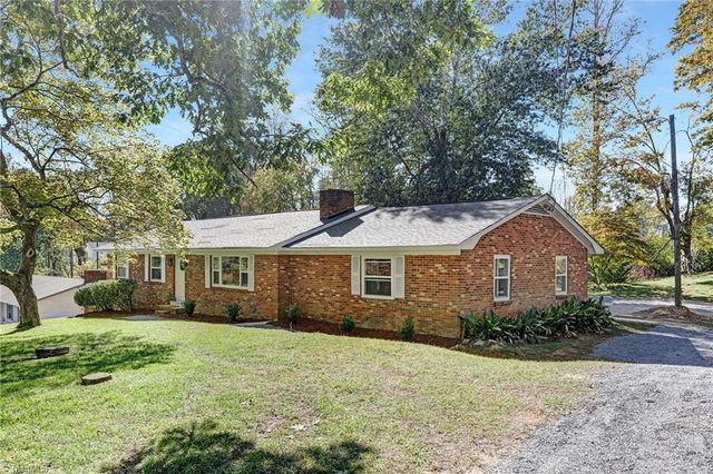 4420 Chebar Drive, Pfafftown, NC 27040
