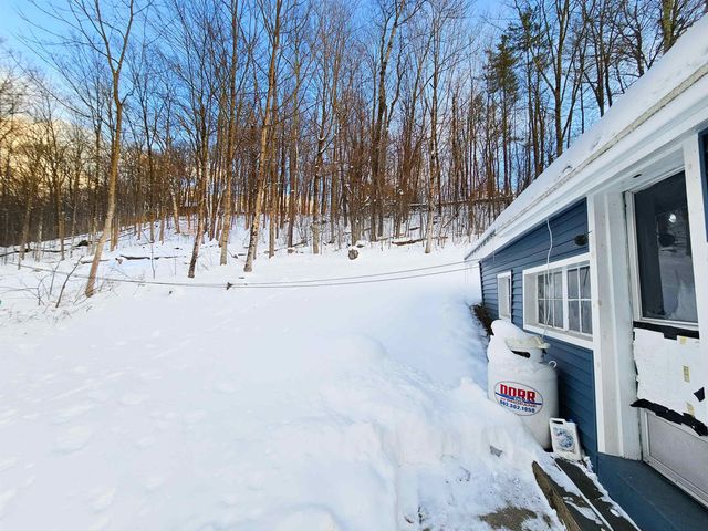 818 Old Depot Road, Shaftsbury, VT 05262